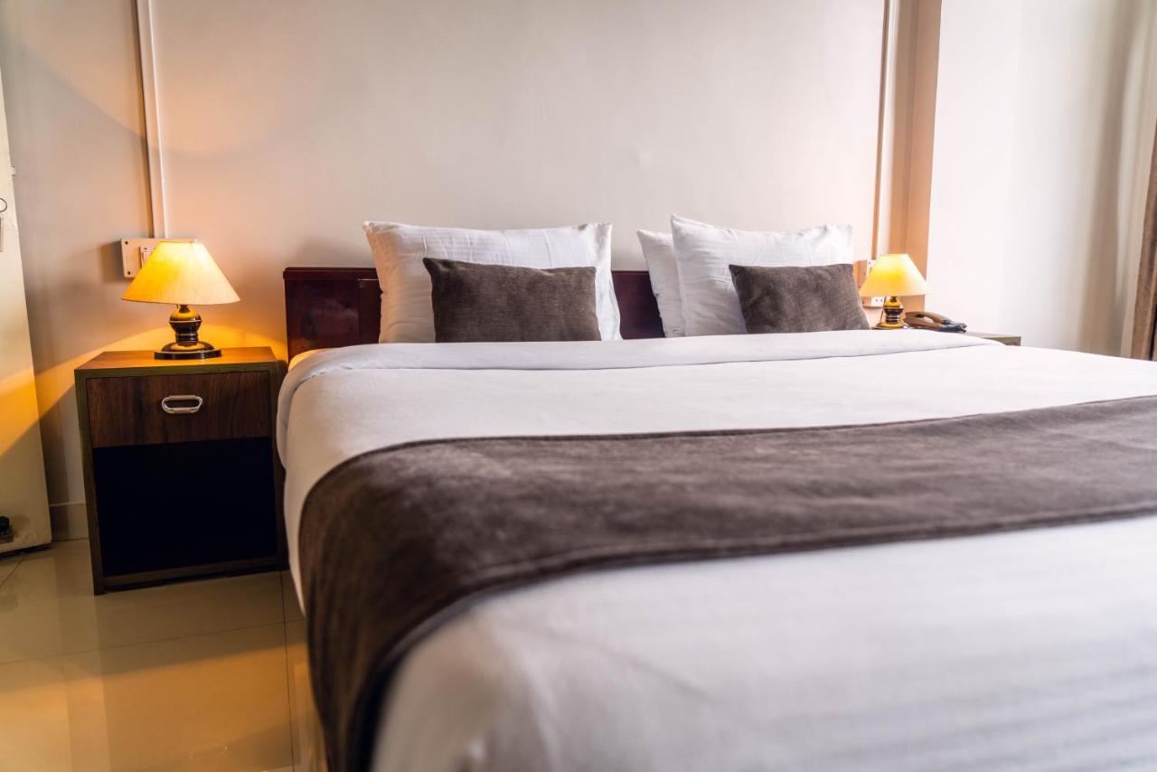 Hotel Ariel Kohima Luaran gambar