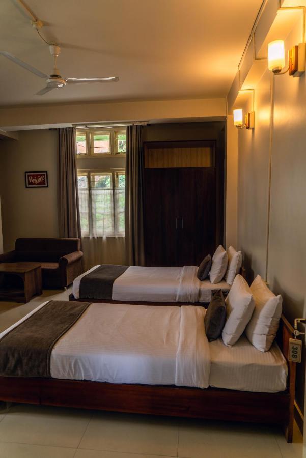 Hotel Ariel Kohima Luaran gambar