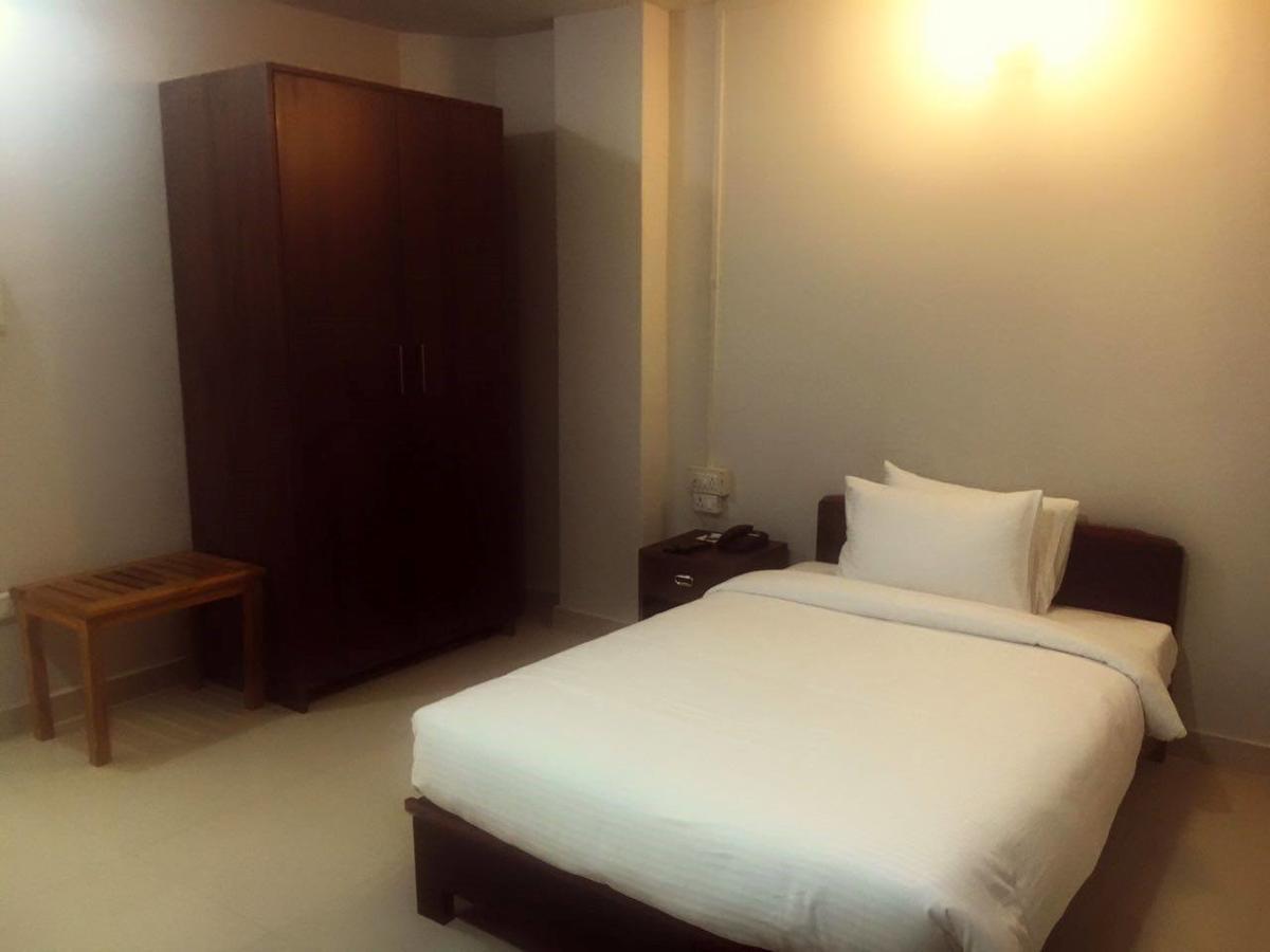 Hotel Ariel Kohima Luaran gambar